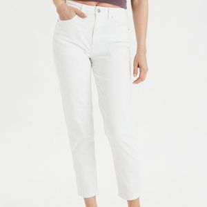 NWT American Eagle High Waisted Stretch Mom Jeans